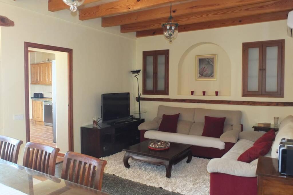 Villa Maria, Bonita Casa Con Jardin Y Piscina Privada En Andraitx Dış mekan fotoğraf